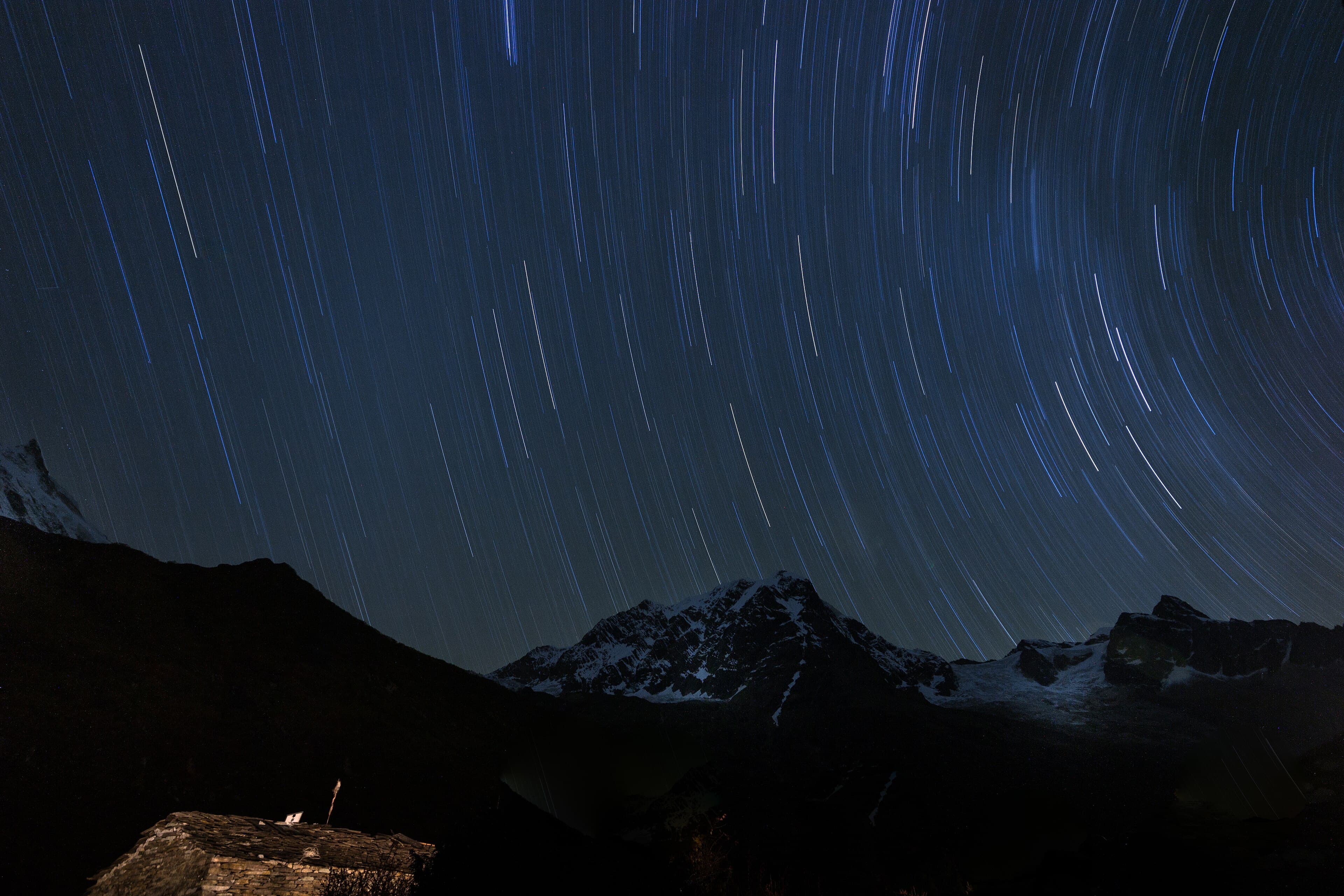 The Manaslu Circuit trail between Samagaon and Samdo