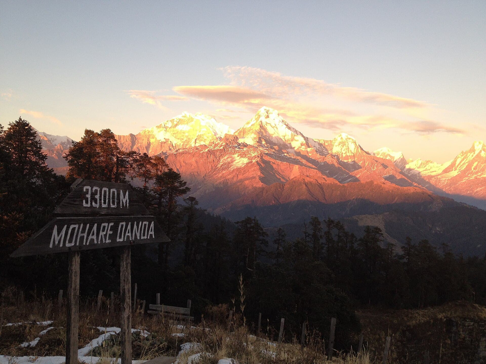 Mohare Danda ridge viewpoint in Nepal